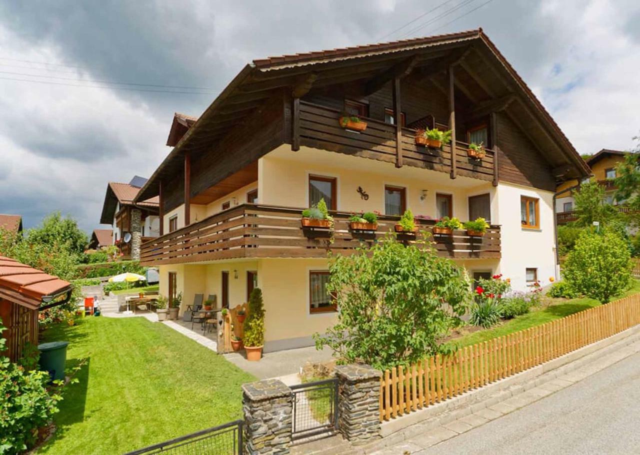 Gaestehaus Schmalzreich Lam Eksteriør bilde